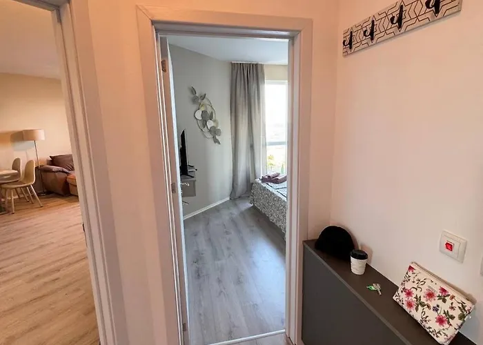 ипанемма с 1 спальней Apartman *