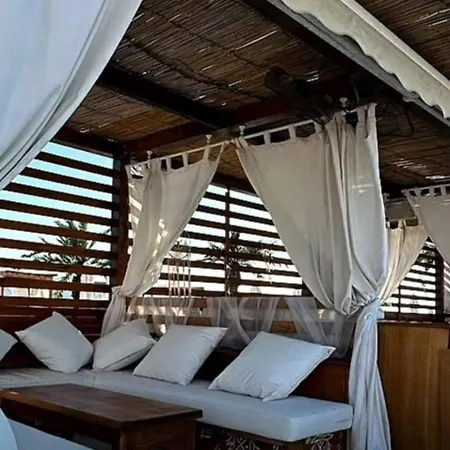 Sea View On The Beachfront Apartmán Sveti Vlas